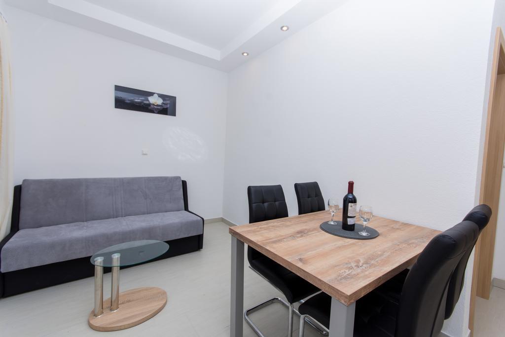 Apartments Bisera 特罗吉尔 外观 照片