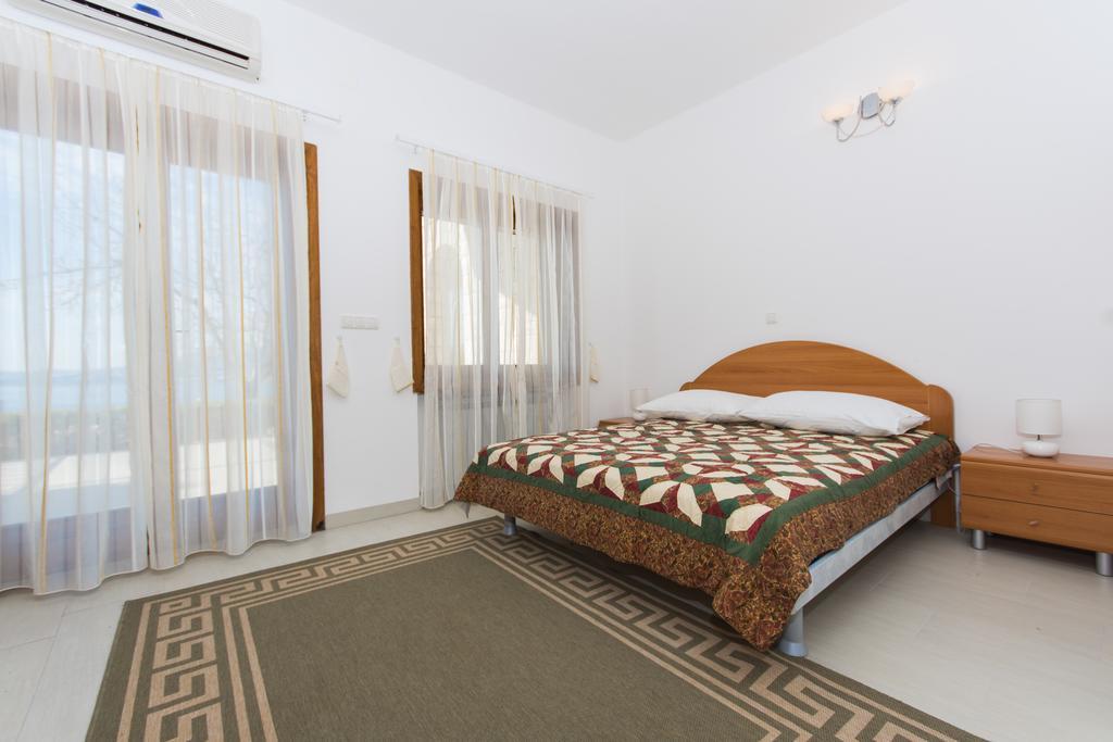 Apartments Bisera 特罗吉尔 外观 照片
